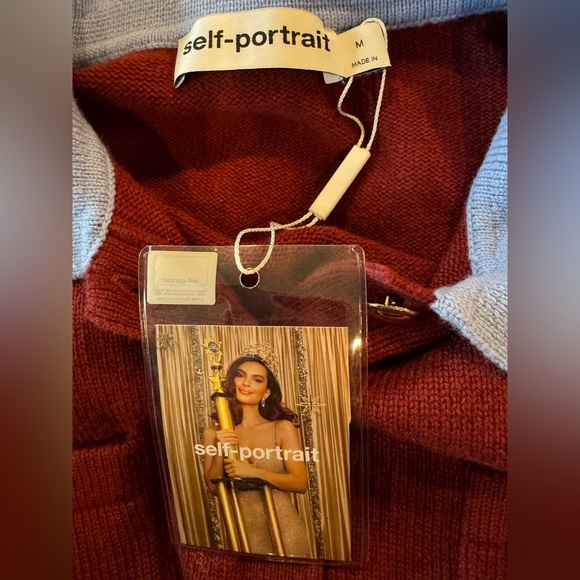 Self Portrait Burgundy Contrast Collar Knit Top - NWT! - Picture 4 of 5
